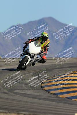 media/Feb-03-2024-SoCal Trackdays (Sat) [[767c60a41c]]/9-Turn 12 (115pm)/